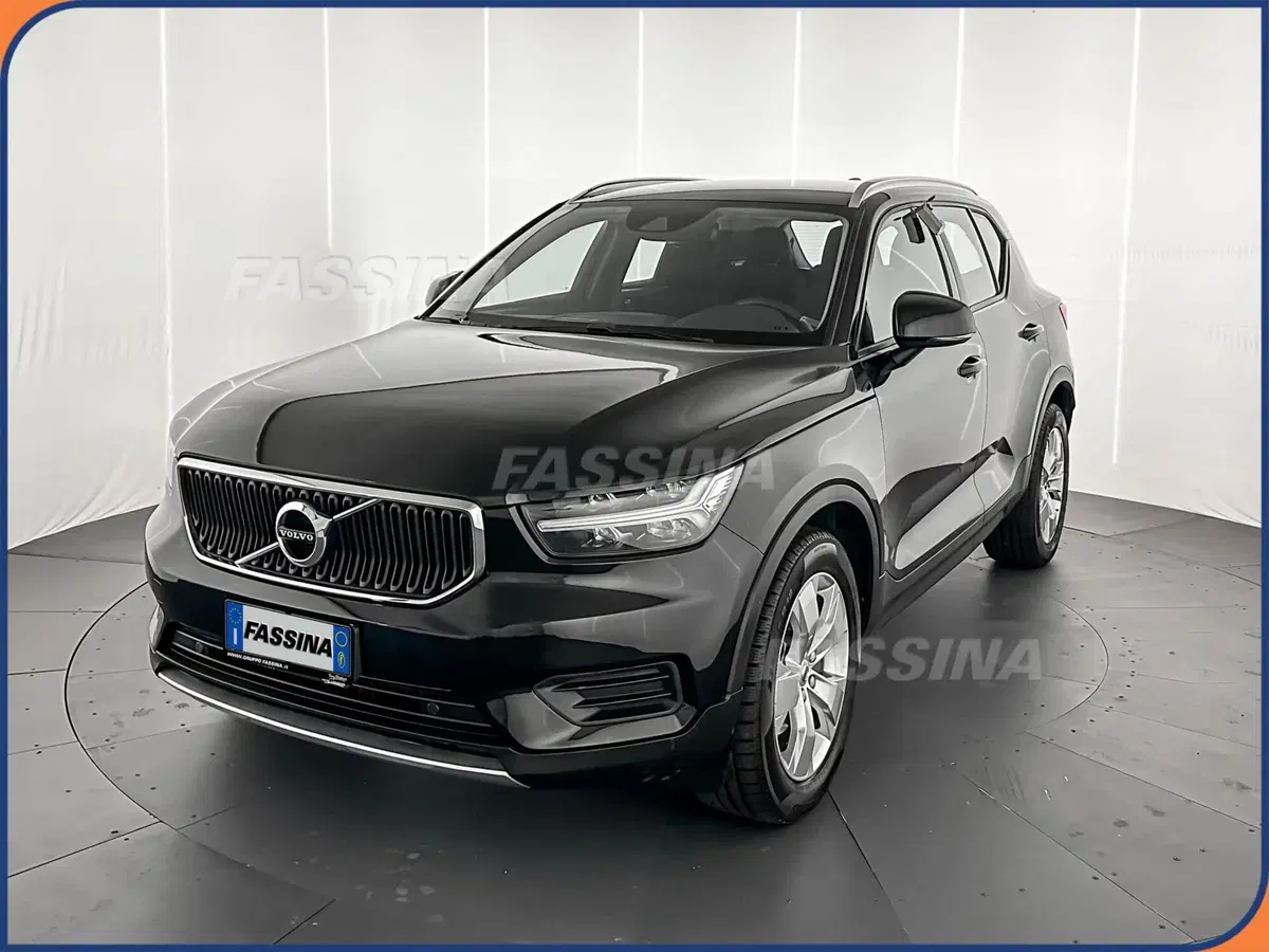 Volvo XC40 usata a Milano (3)