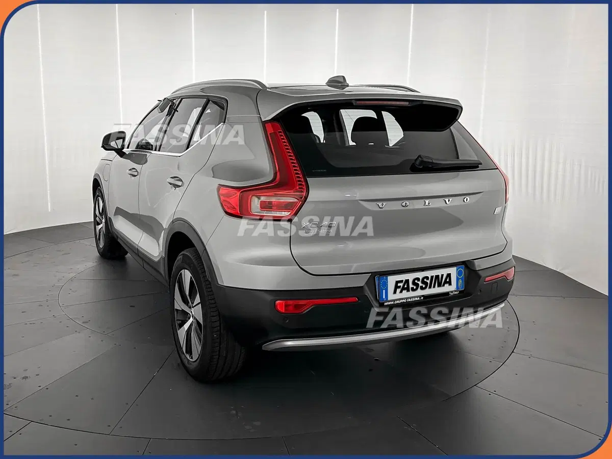 Volvo XC40 usata a Milano (4)