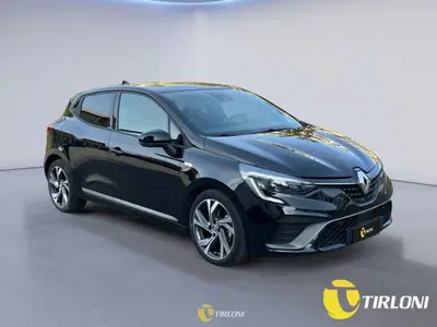 Renault Clio Full Hybrid E-Tech 140 CV 5 porte E-Tech del 2022 usata a Milano