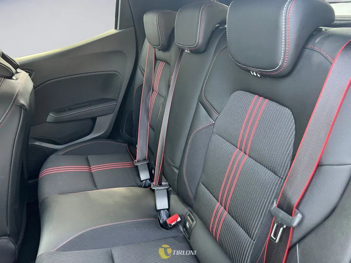 Renault Clio usata a Milano (12)