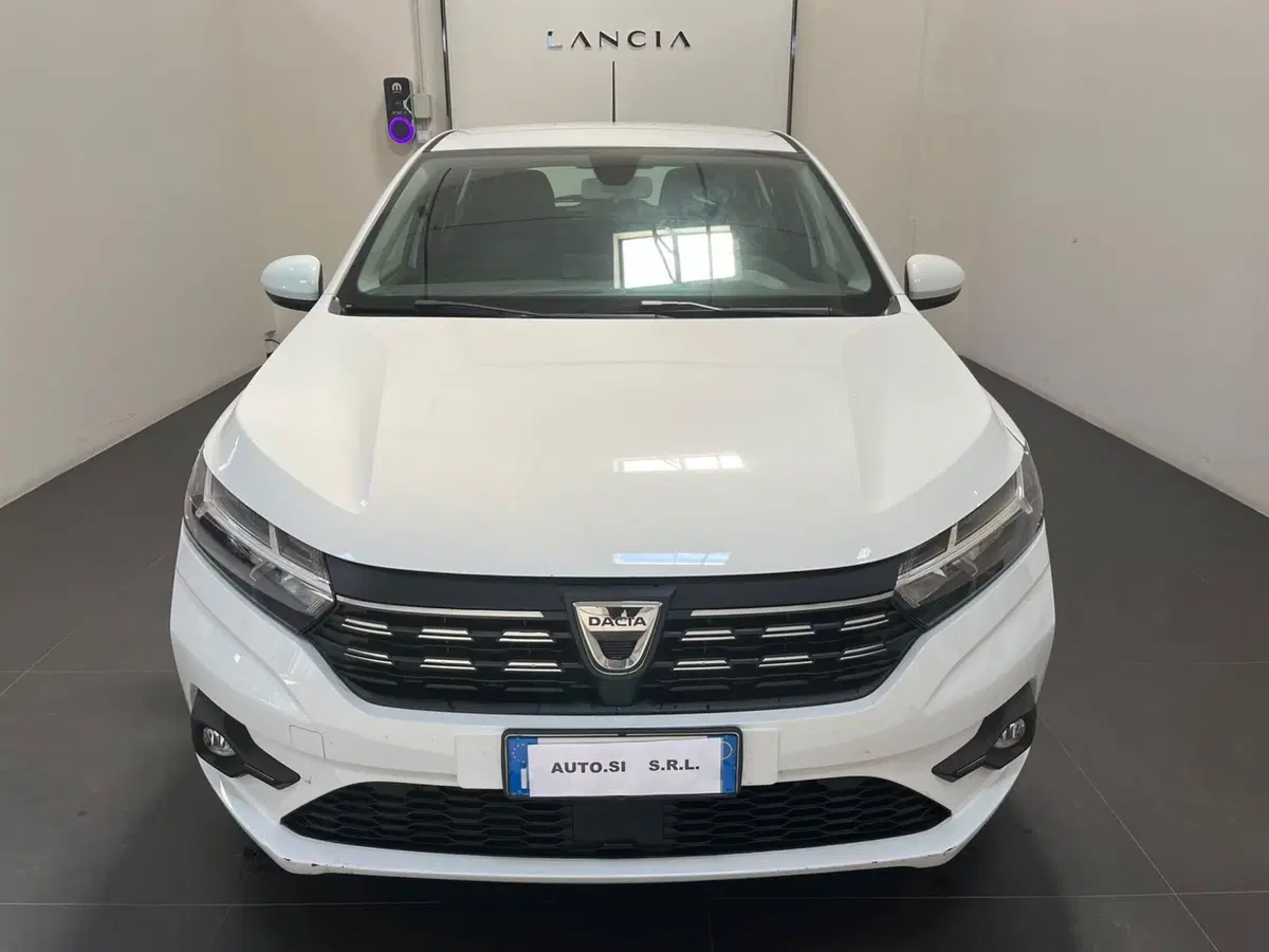 Dacia Sandero usata a Lucca (2)