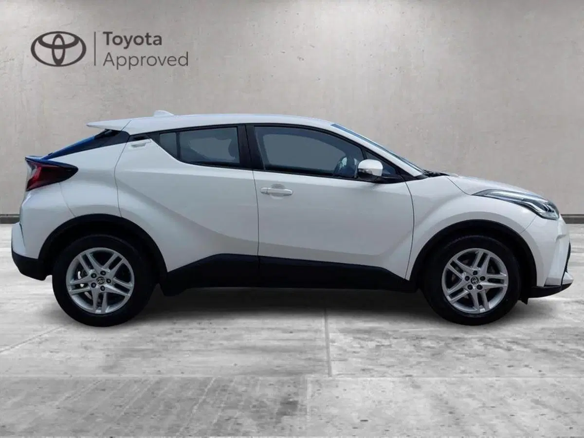 Toyota Toyota C-HR usata a Cagliari (3)