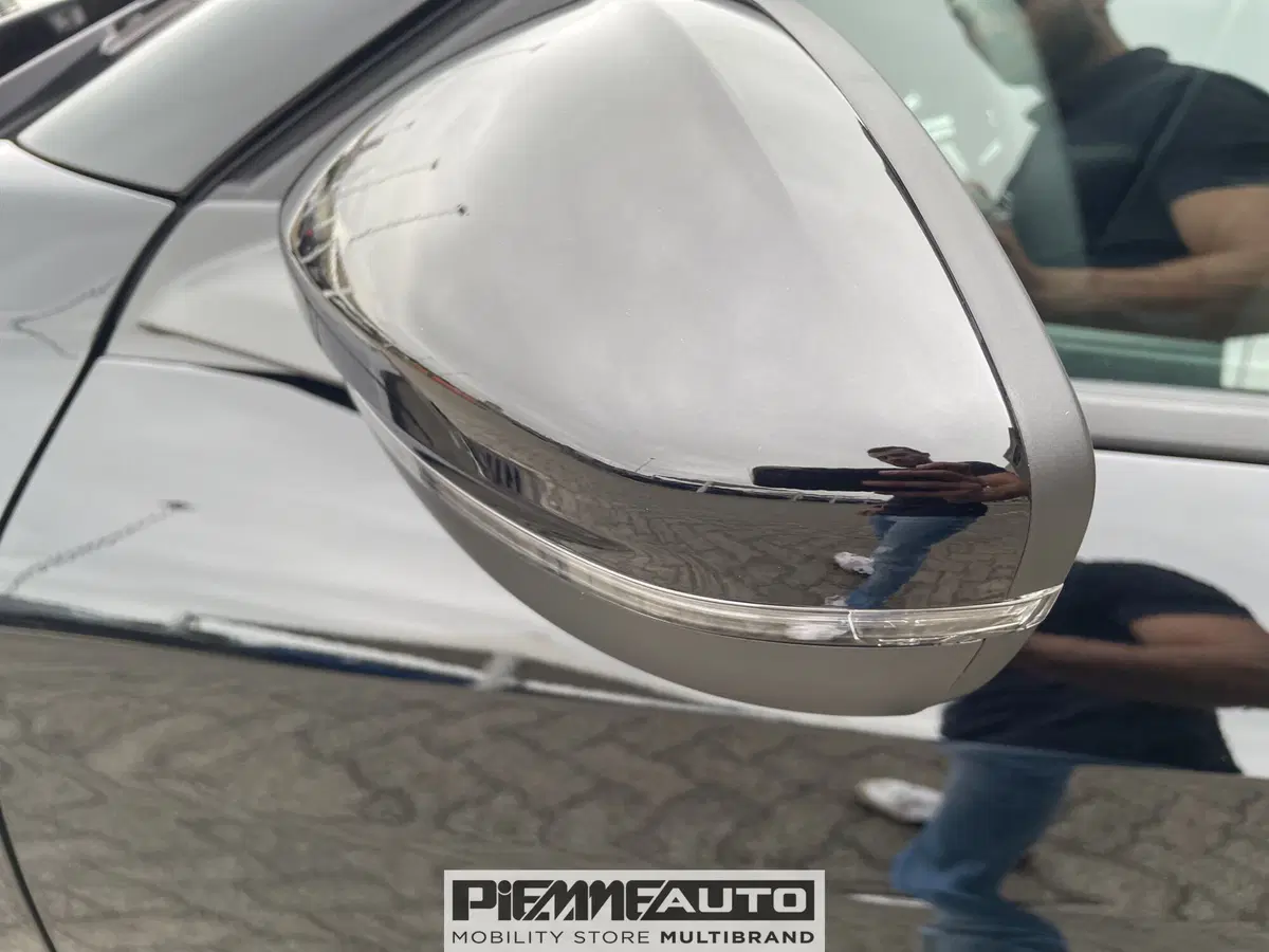 Peugeot 208 nuova a Parma (12)