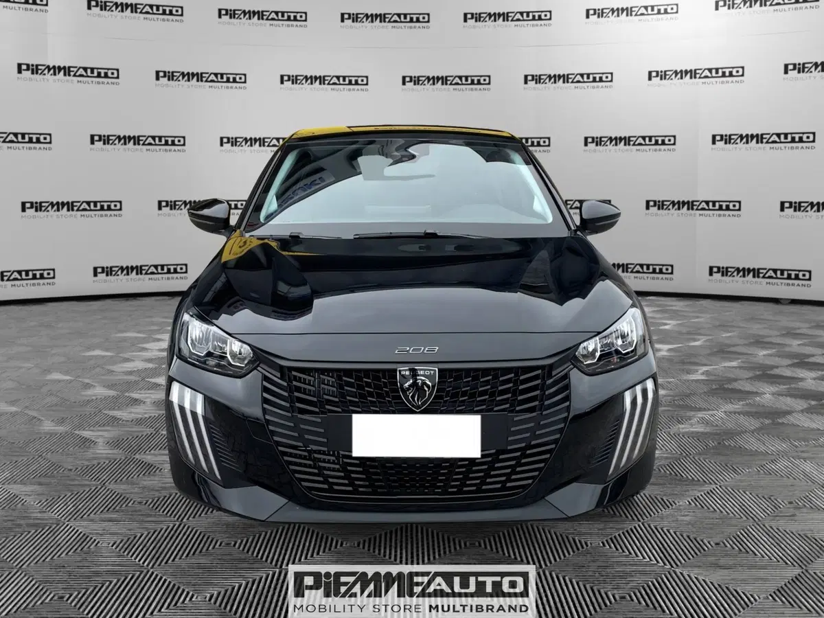 Peugeot 208 nuova a Parma (3)