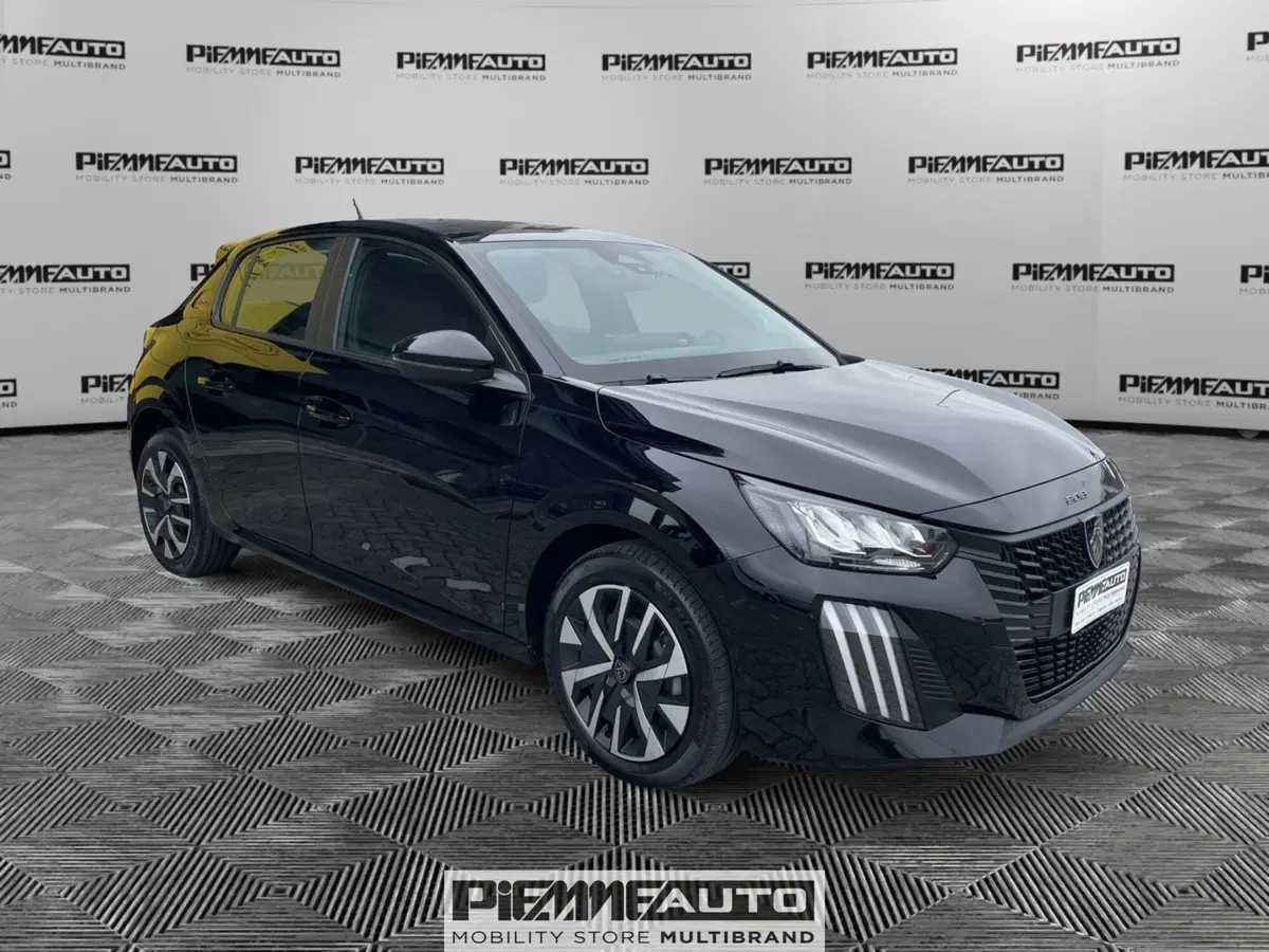 Peugeot 208 nuova a Parma (5)