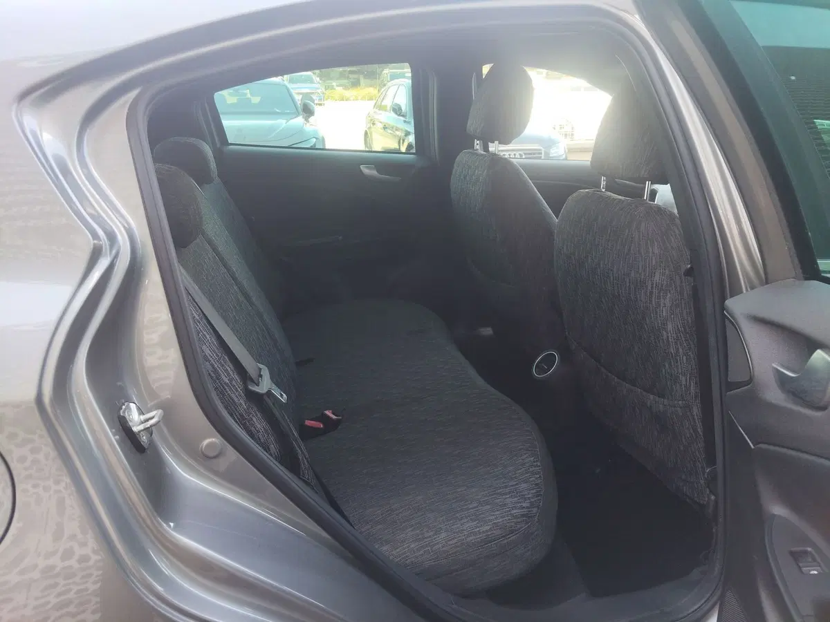 Alfa Romeo Giulietta usata a Modena (13)
