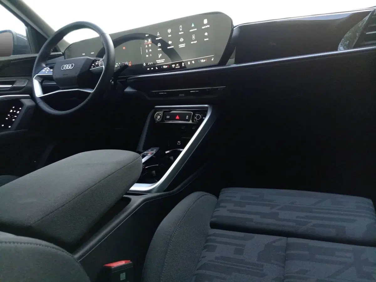 Audi Q5 nuova a Bari (2)