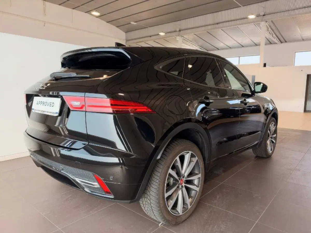 Jaguar E-Pace usata a Venezia (2)