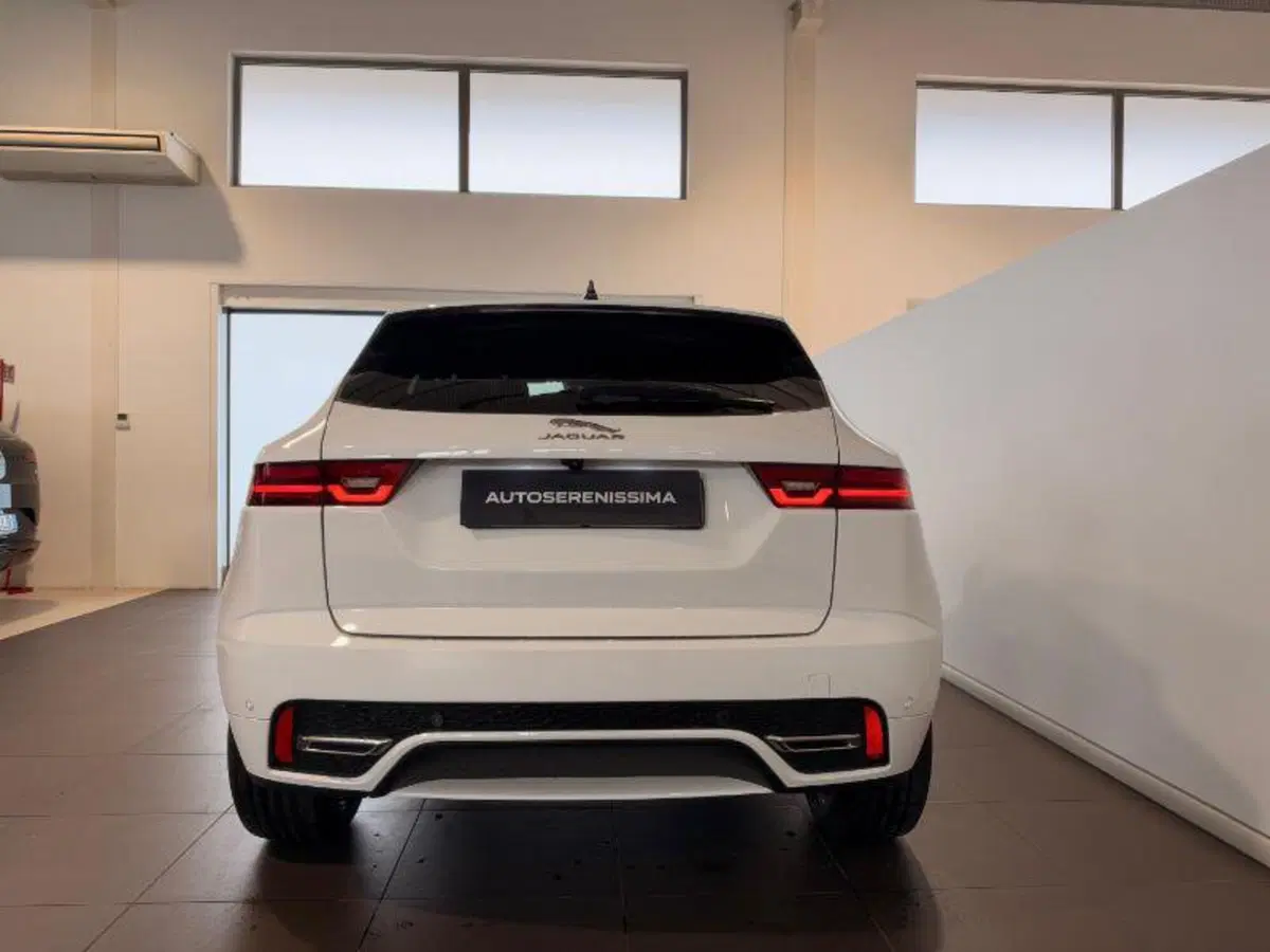 Jaguar E-Pace usata a Venezia (4)