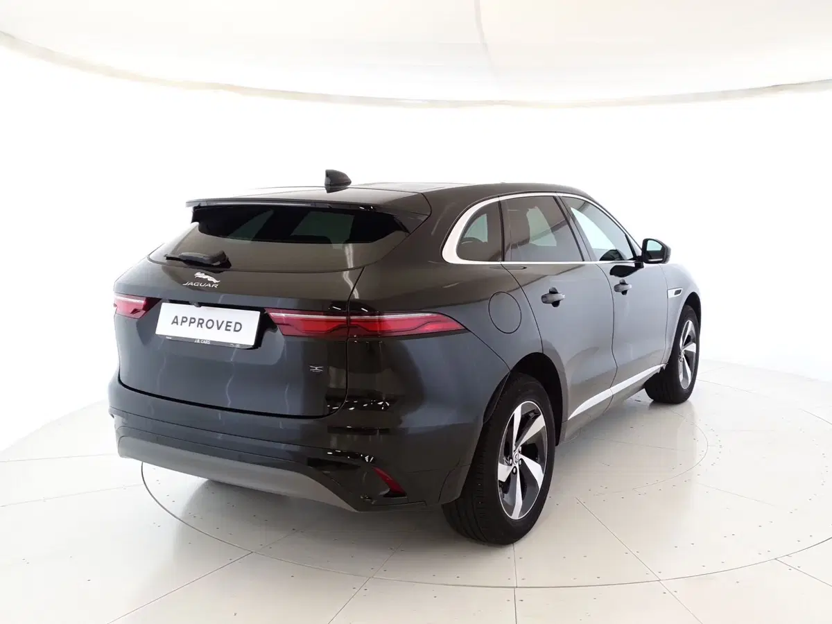 Jaguar F-Pace usata a Monza e Brianza (2)