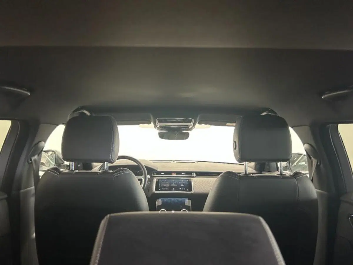 Land Rover Range Rover Velar usata a Venezia (15)
