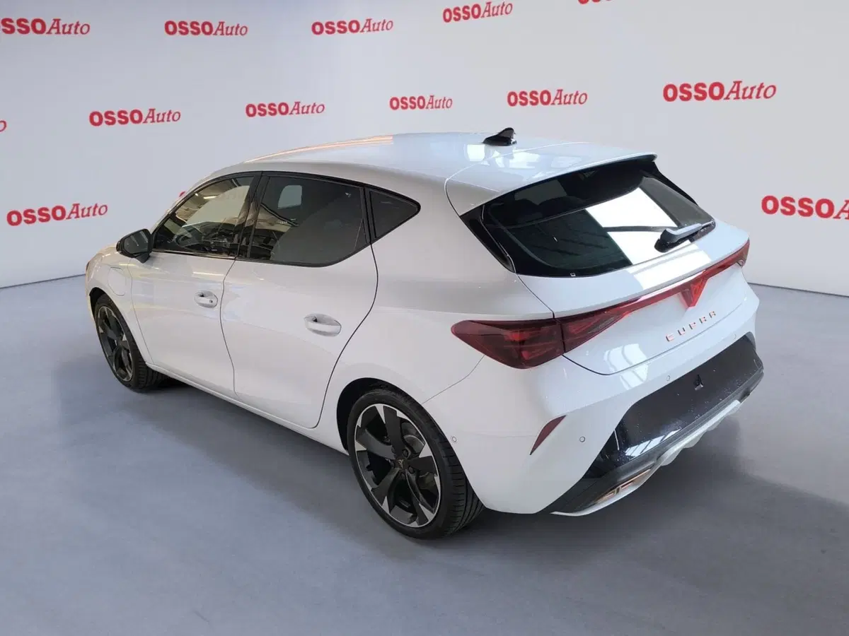 Cupra Leon nuova a Udine (4)