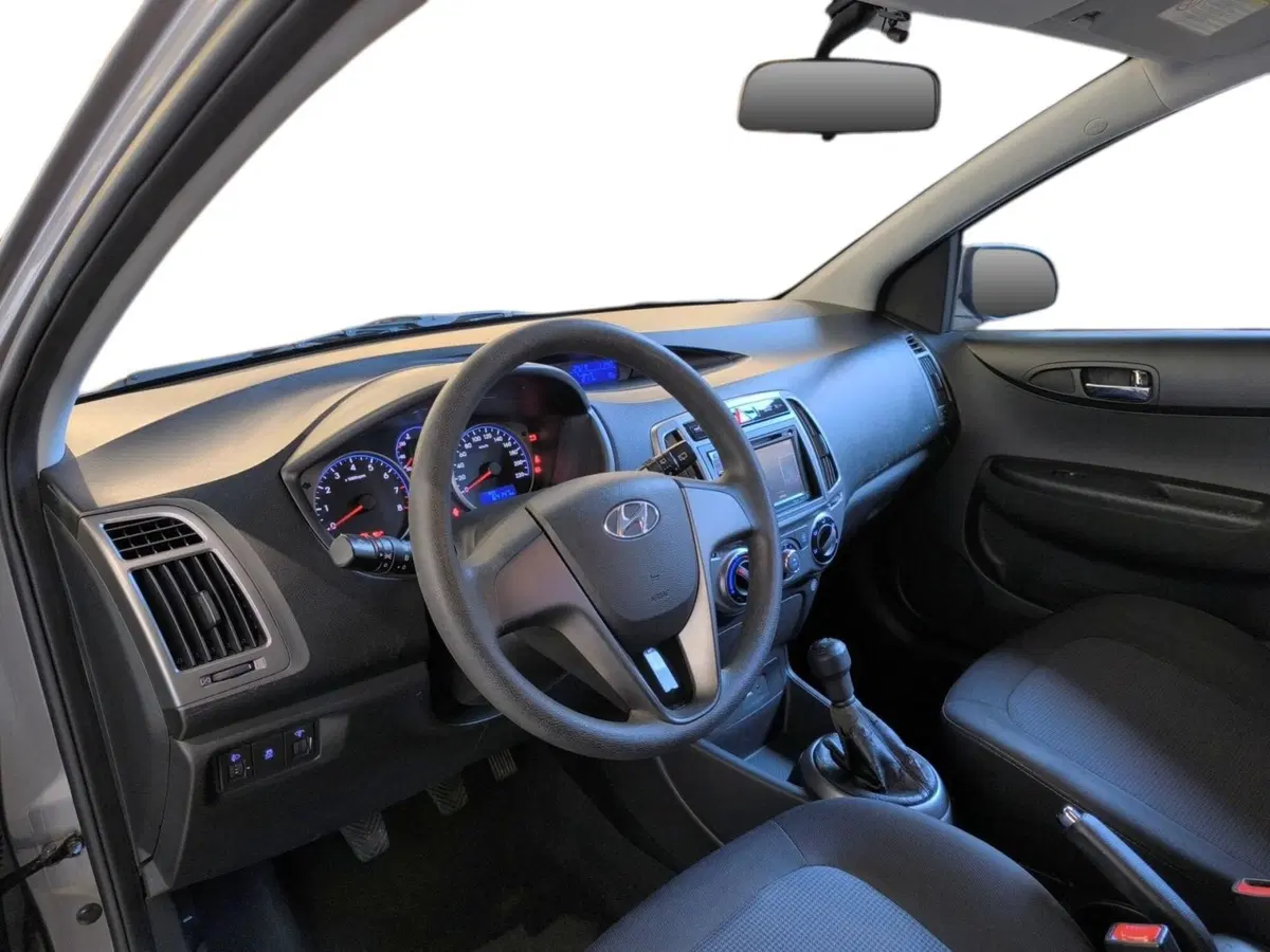 Hyundai i20 usata a Udine (10)