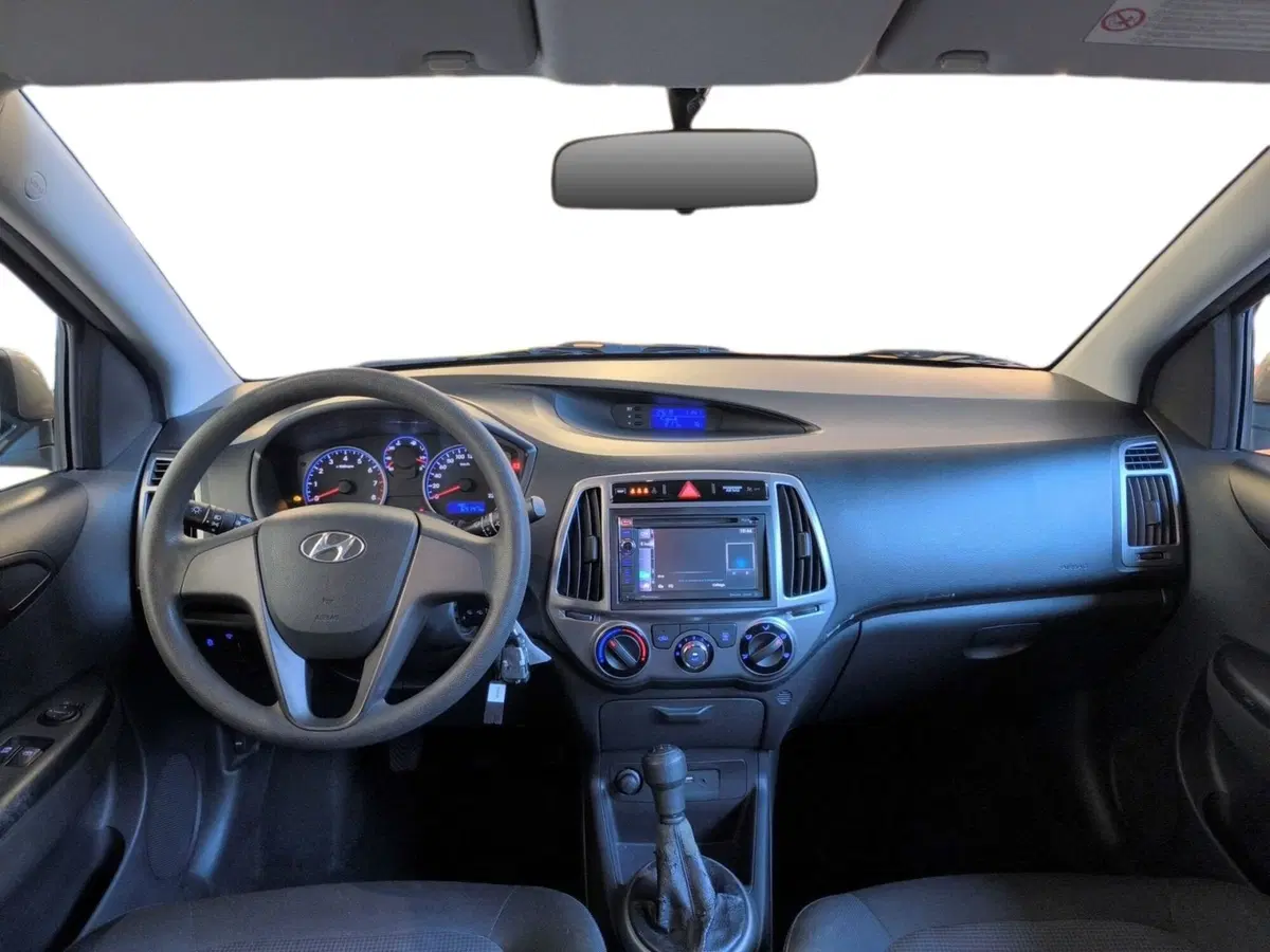 Hyundai i20 usata a Udine (11)
