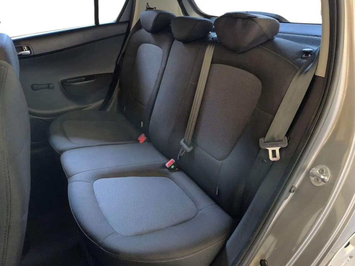 Hyundai i20 usata a Udine (9)