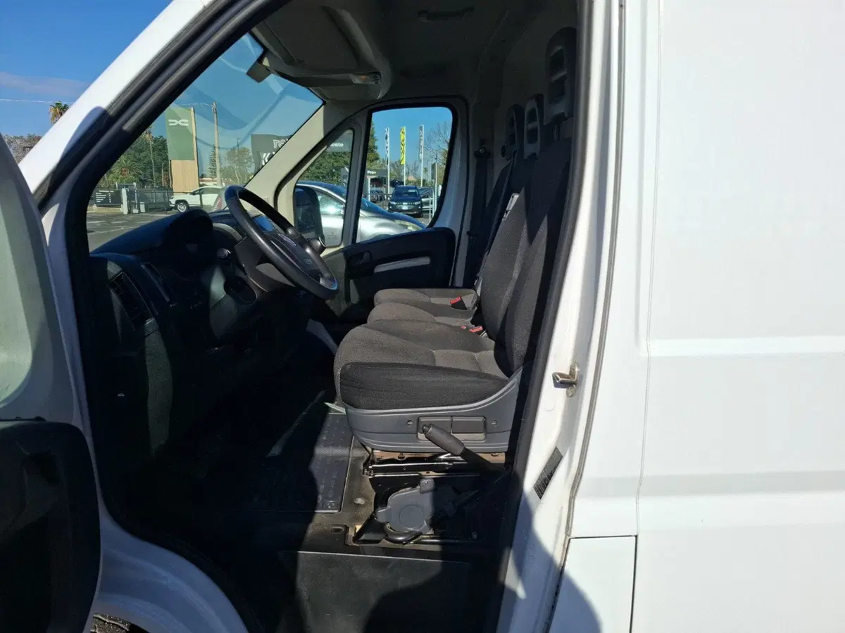 Fiat Ducato Furgone Vetrato usata a Latina (17)