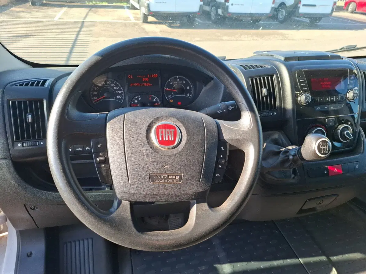 Fiat Ducato Furgone Vetrato usata a Latina (18)