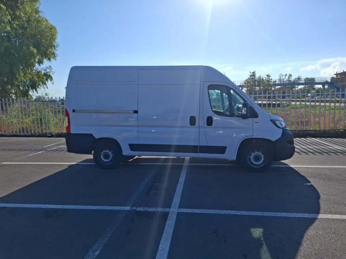 Fiat Ducato Furgone Vetrato usata a Latina (7)