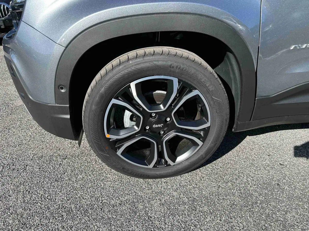 Jeep Avenger usata a Roma (5)