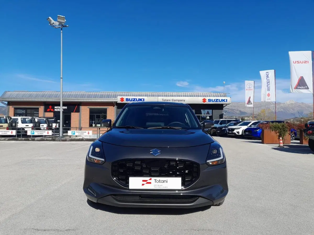 Suzuki Swift nuova a L'Aquila (2)