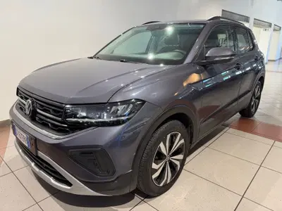 Volkswagen T-Cross 1.0 tsi Edition 95cv del 2024 usata a Genova