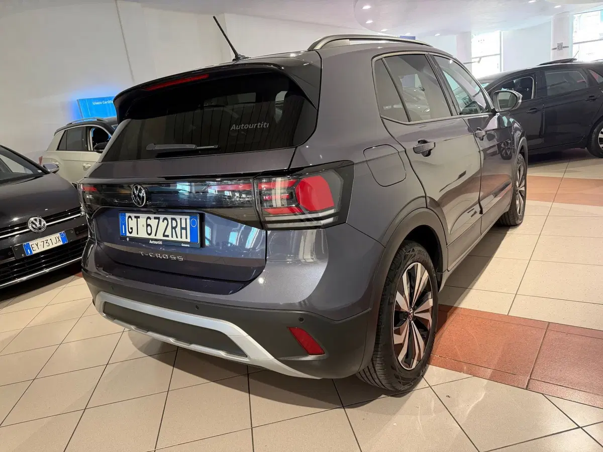 Volkswagen T-Cross usata a Genova (5)
