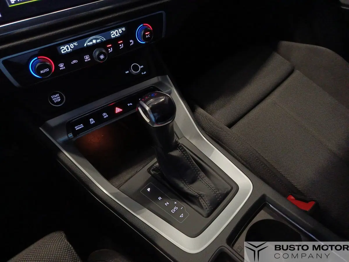 Audi Q3 Sportback usata a Varese (14)