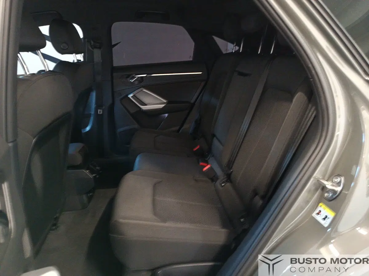 Audi Q3 Sportback usata a Varese (9)