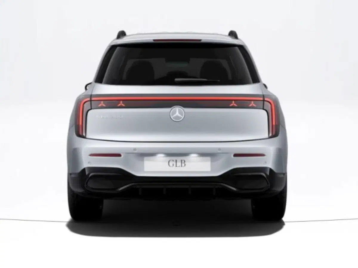 Mercedes-Benz GLB nuova a Verona (4)
