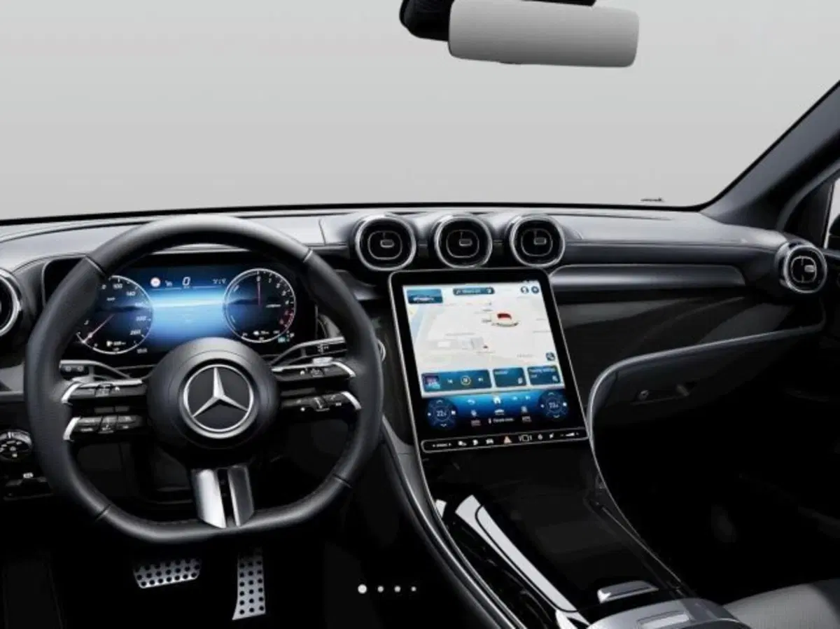 Mercedes-Benz GLC nuova a Verona (5)