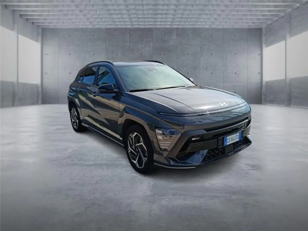 Hyundai Kona usata a Bari