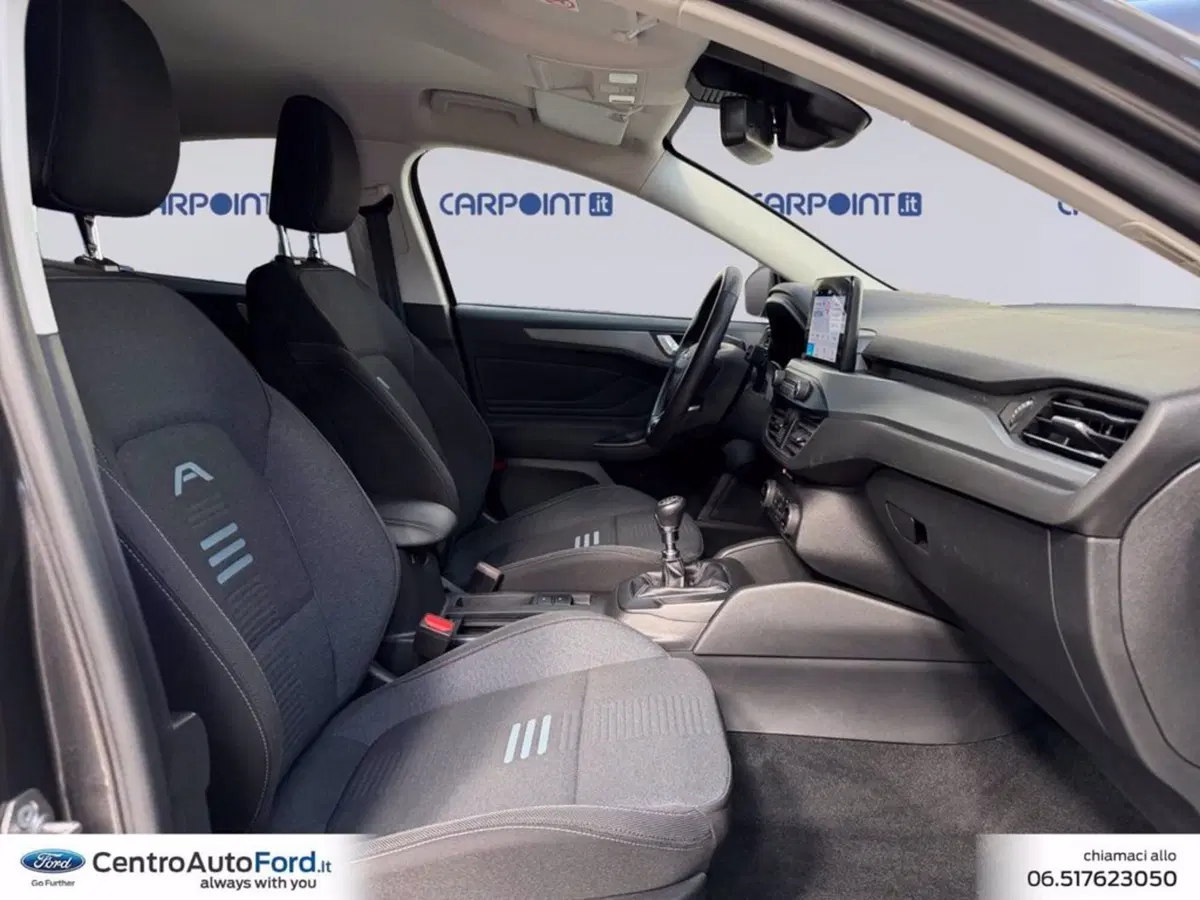 Ford Focus Station Wagon usata a Roma (15)
