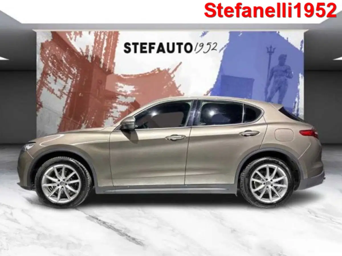 Alfa Romeo Stelvio usata a Bologna (4)