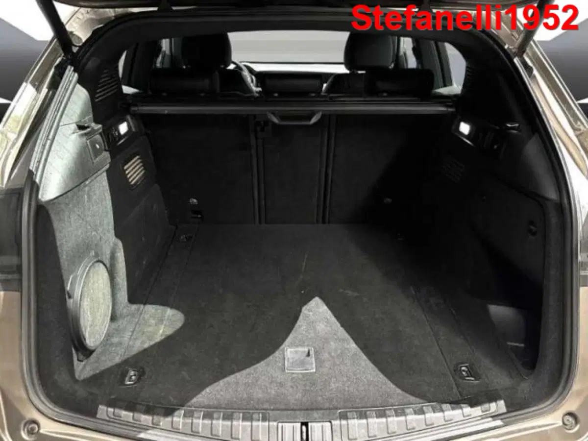 Alfa Romeo Stelvio usata a Bologna (7)
