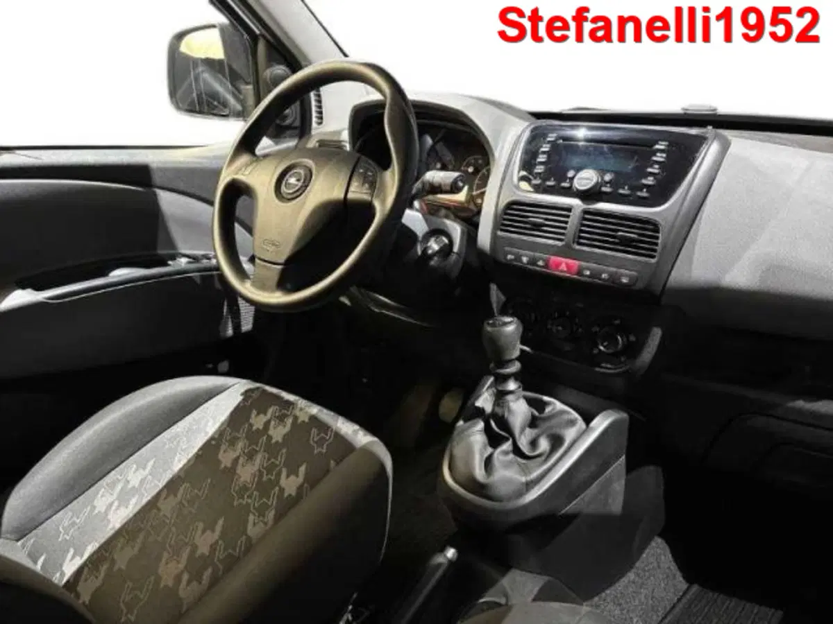 Opel Combo Tour usata a Bologna (15)