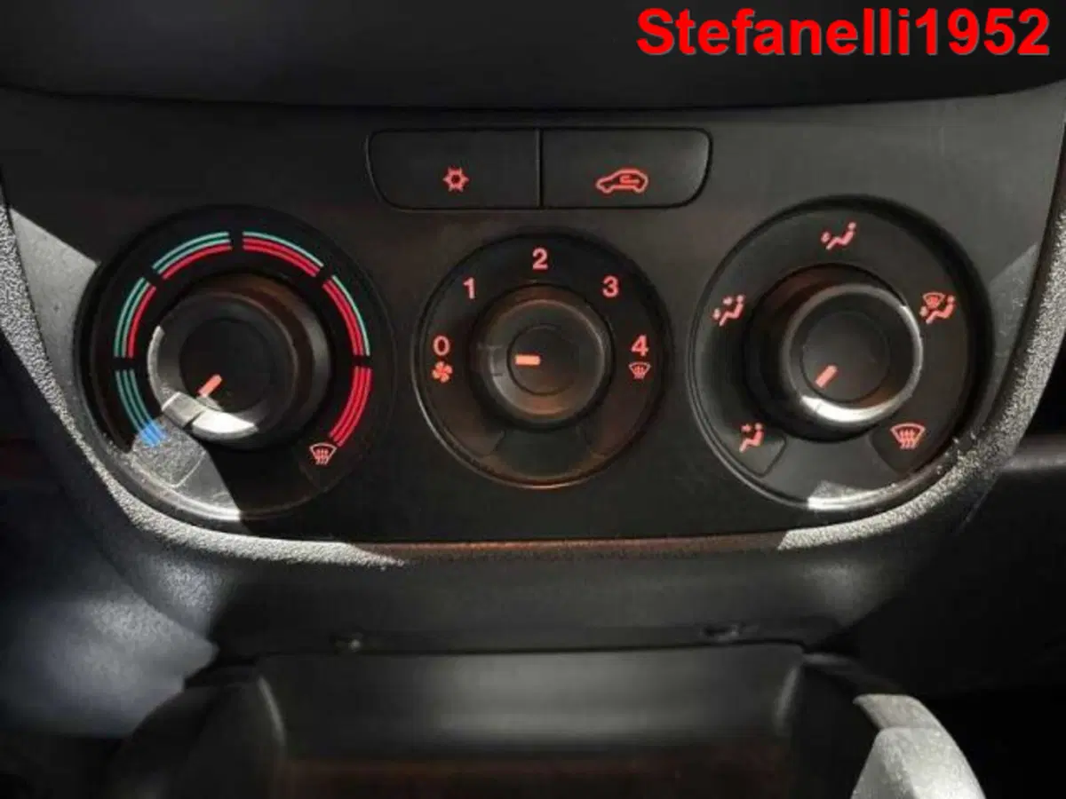 Opel Combo Tour usata a Bologna (18)