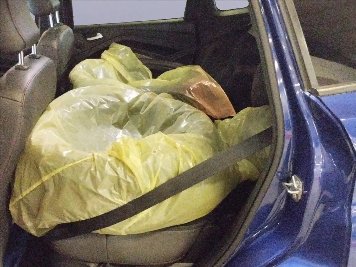 Ford Kuga usata a Milano (13)
