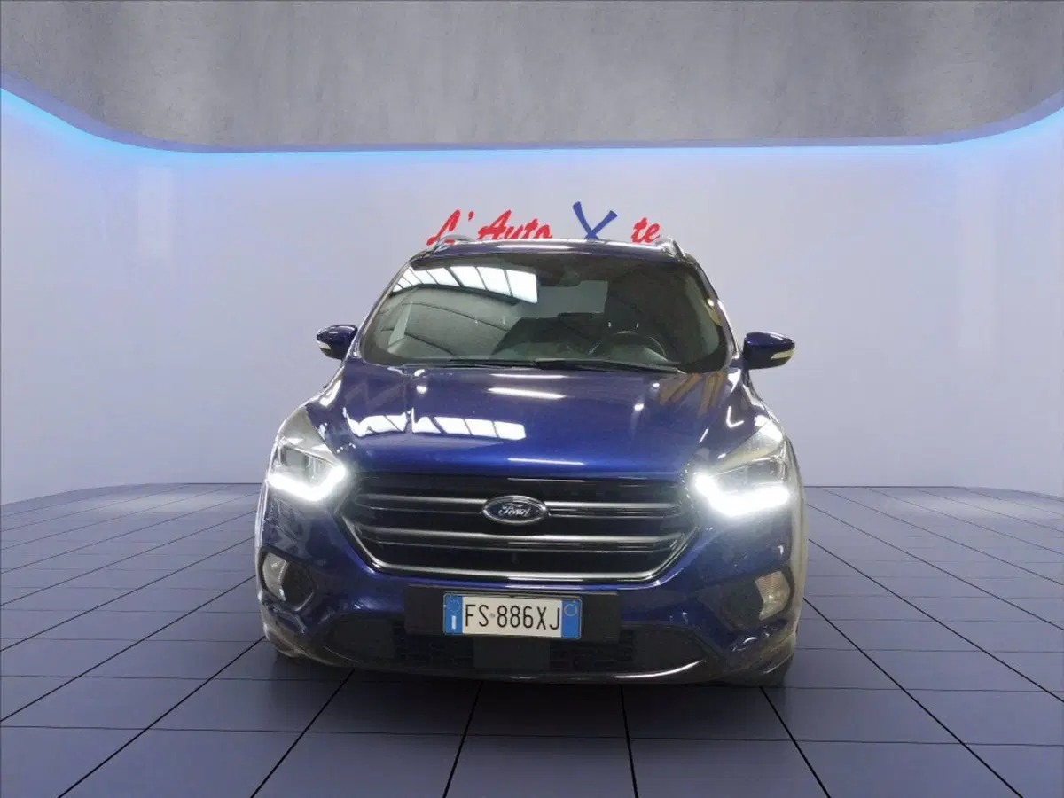 Ford Kuga usata a Milano (2)