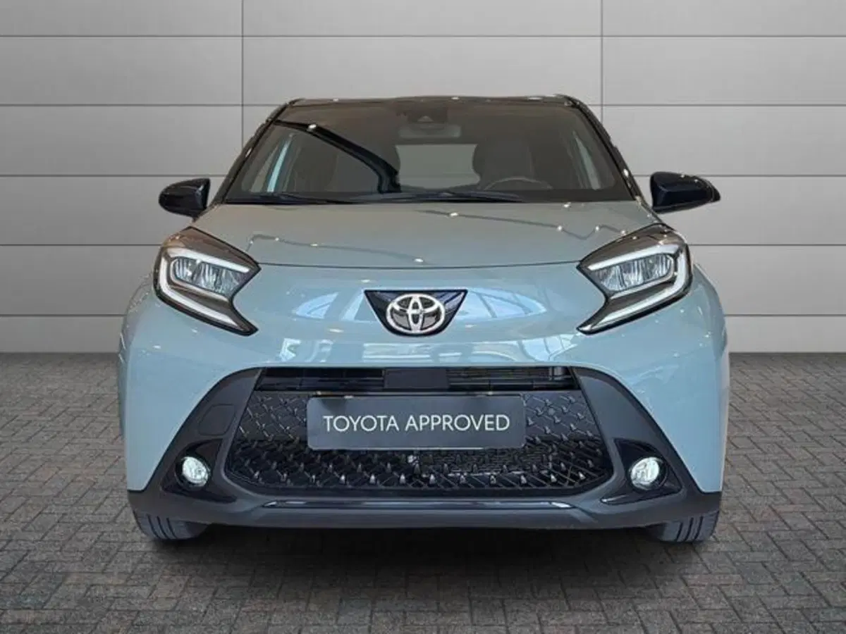 Toyota Aygo X usata a Sassari (12)