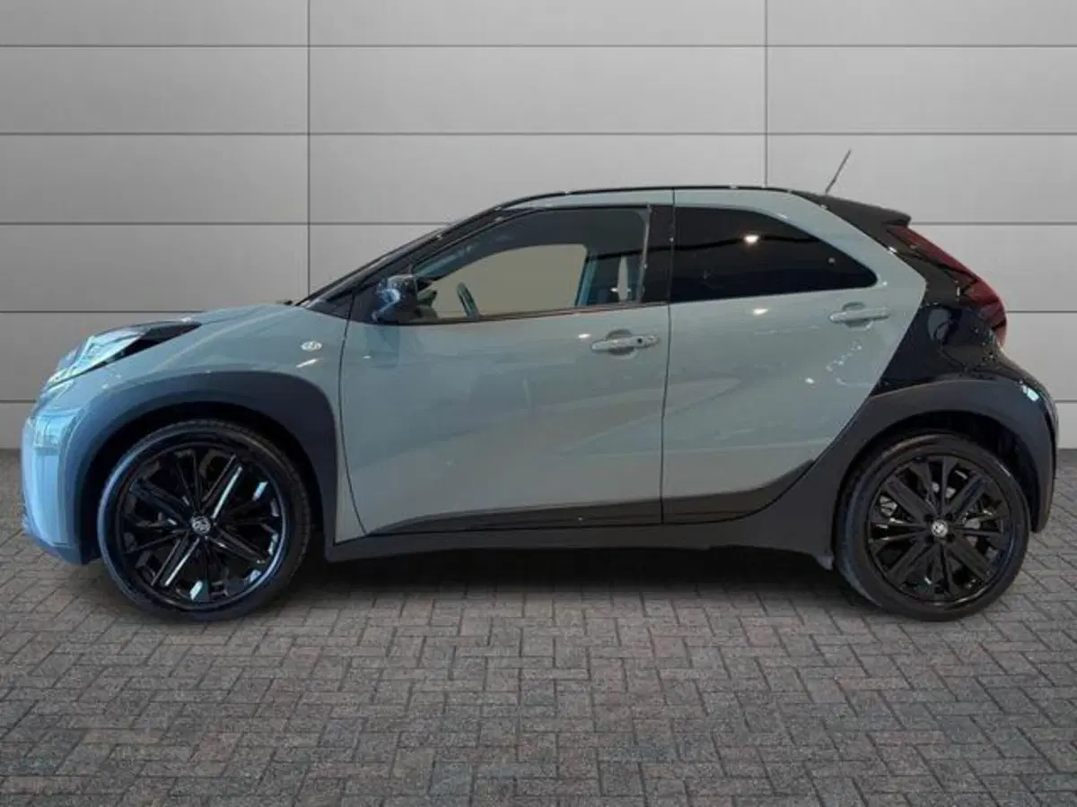 Toyota Aygo X usata a Sassari (2)