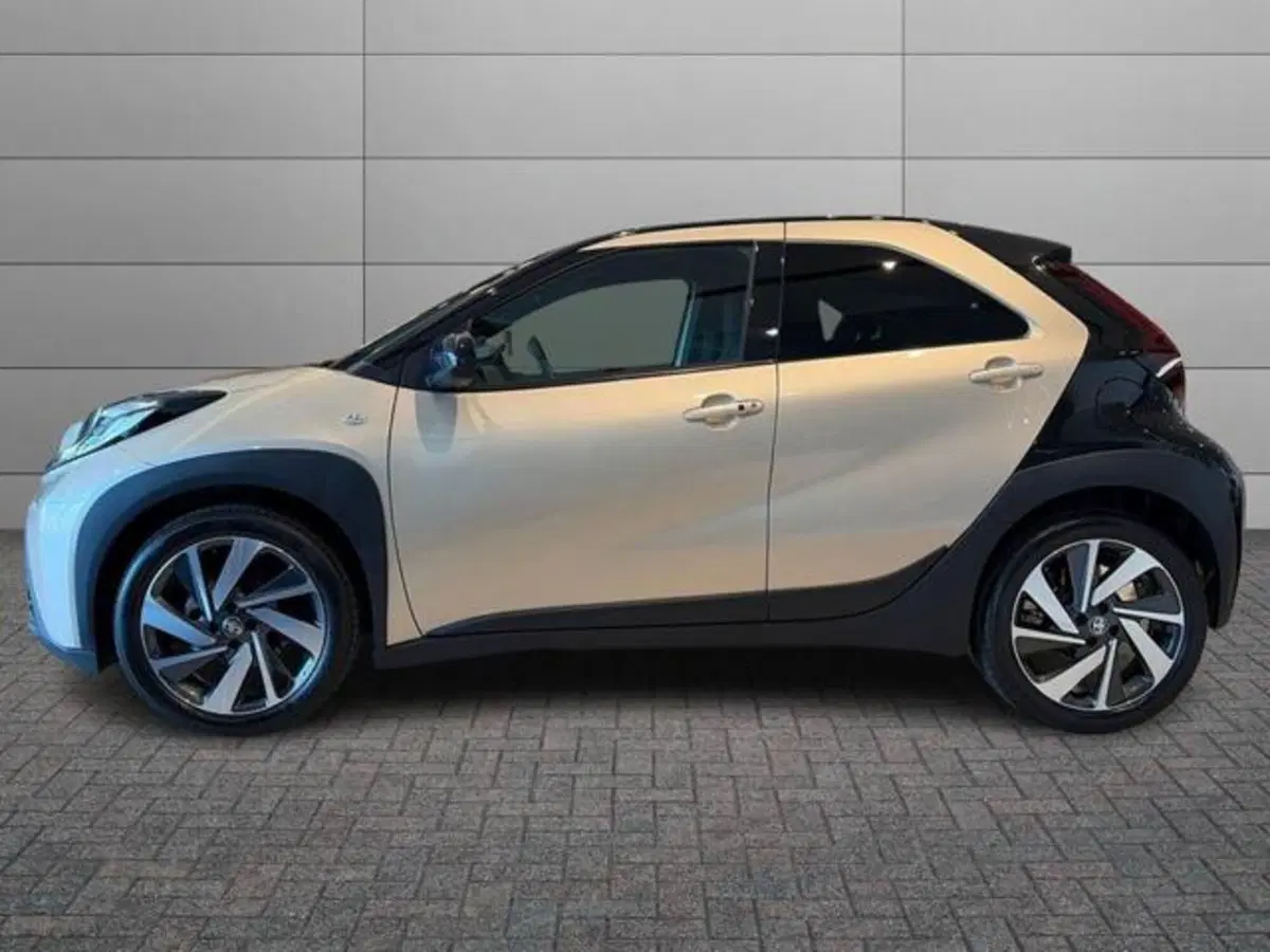 Toyota Aygo X usata a Sassari (2)