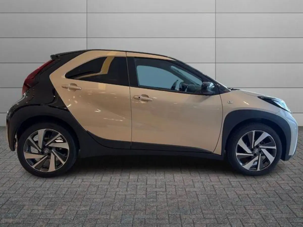 Toyota Aygo X usata a Sassari (3)