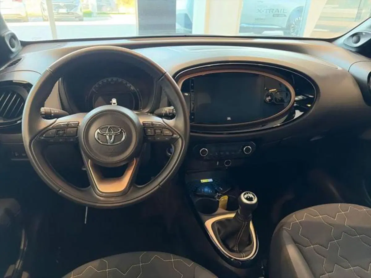 Toyota Aygo X usata a Sassari (9)
