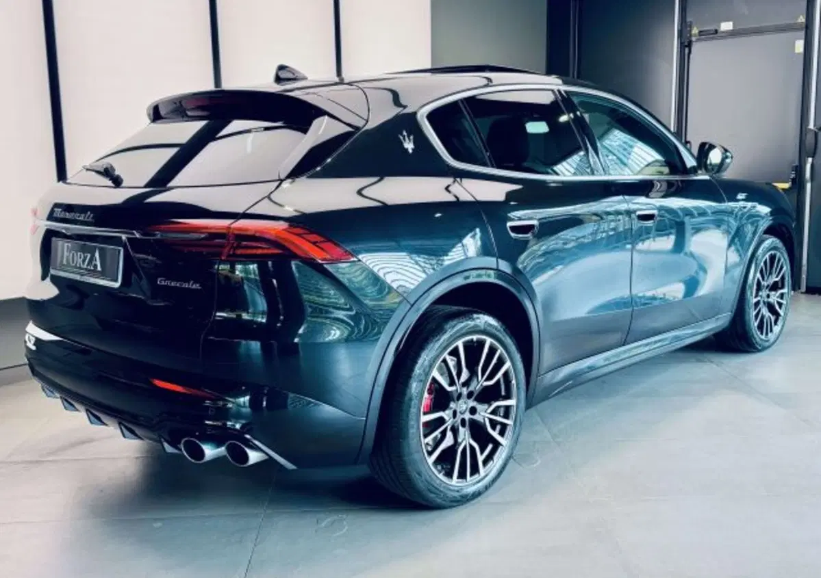 Maserati Grecale usata a Torino (8)