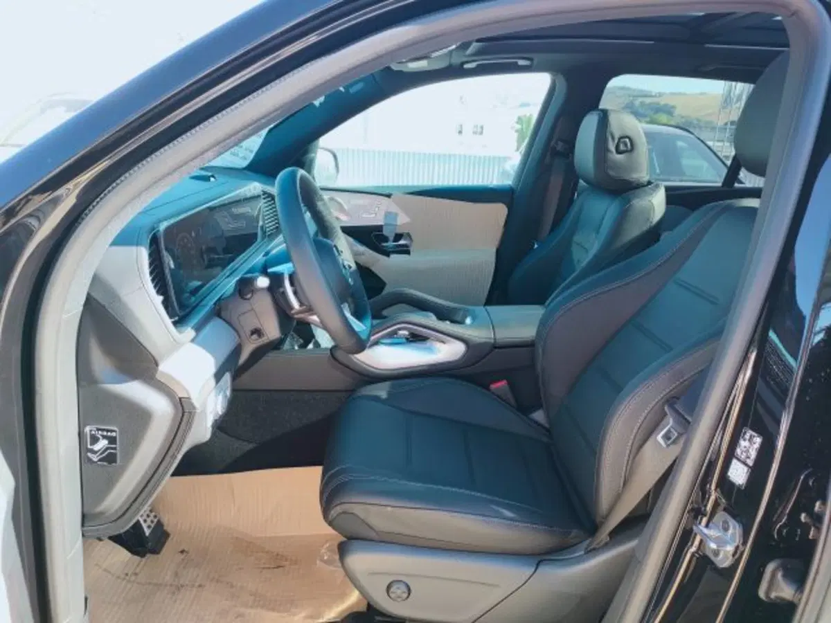 Mercedes-Benz GLE SUV nuova a Teramo (10)