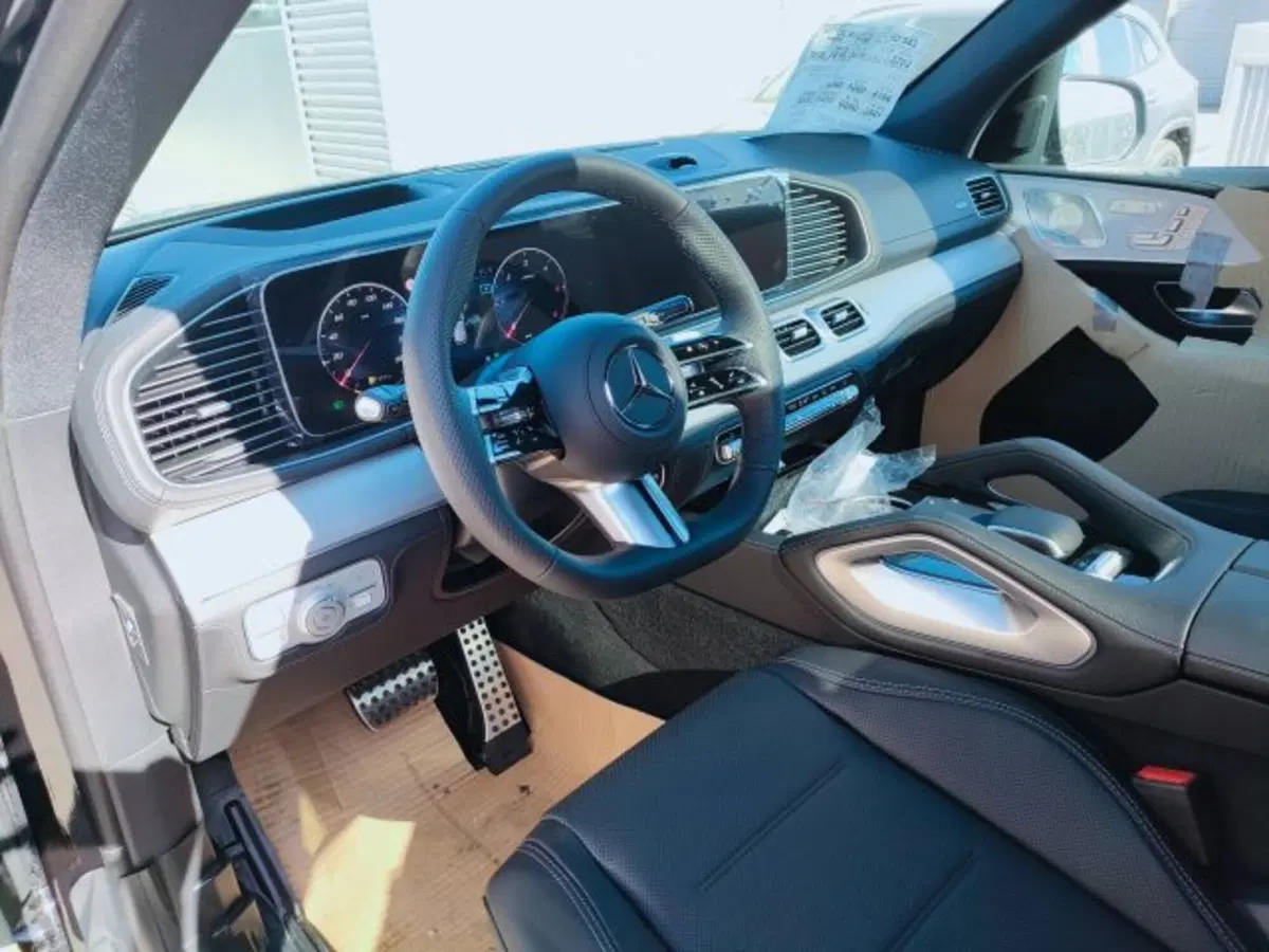 Mercedes-Benz GLE SUV nuova a Teramo (11)