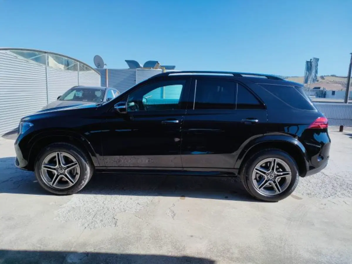 Mercedes-Benz GLE SUV nuova a Teramo (3)