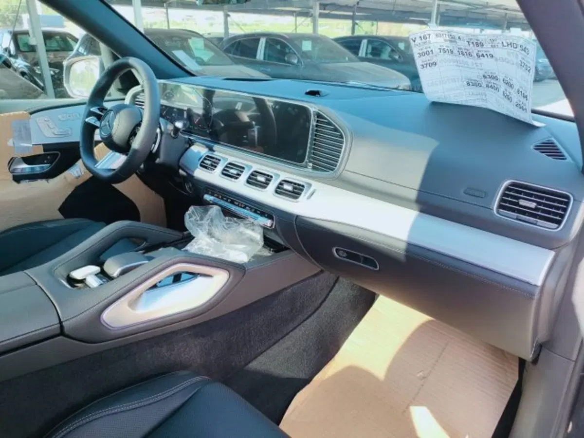 Mercedes-Benz GLE SUV nuova a Teramo (9)
