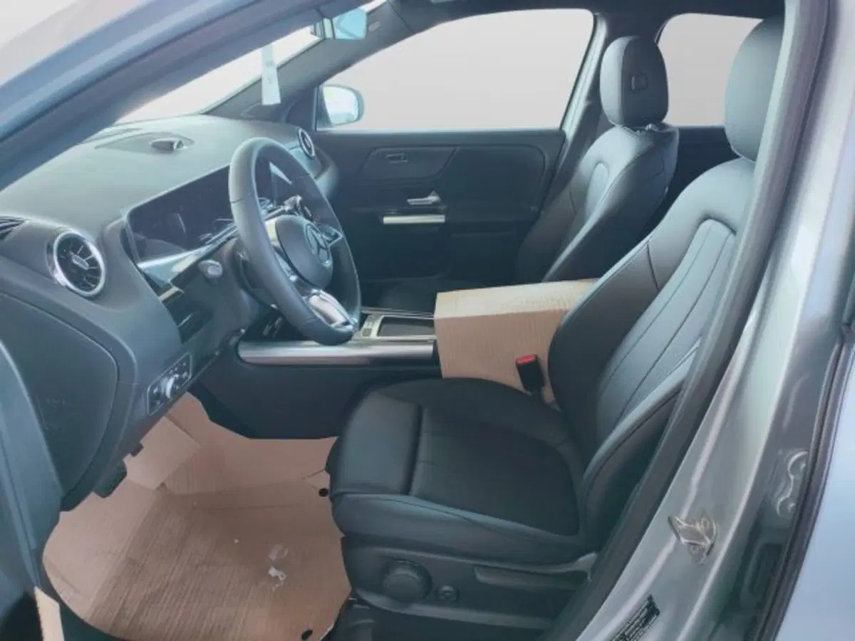 Mercedes-Benz GLA SUV nuova a Teramo (10)