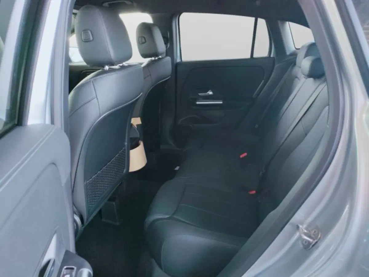 Mercedes-Benz GLA SUV nuova a Teramo (9)
